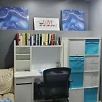 12 Spacious Home W Ac, Crib, Garage, By Airport