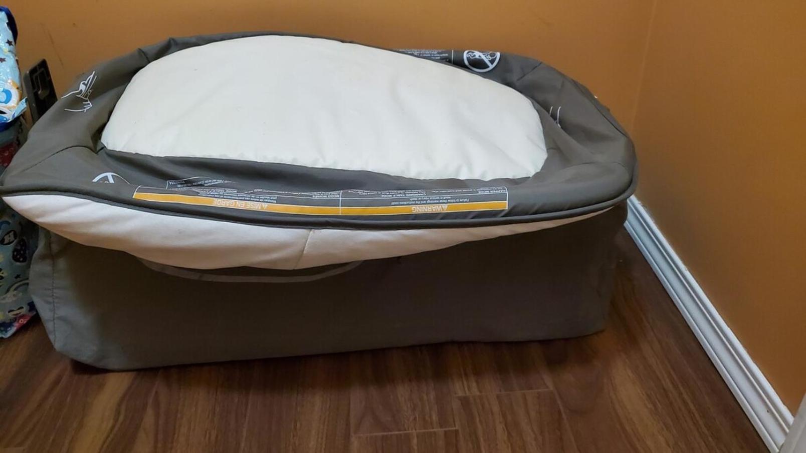 12 Spacious W Ac, Crib, Garage, By Airport Calgary